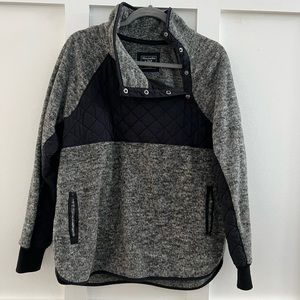 Abercrombie Asymmetrical Grey Fleece Snap Pullover Large